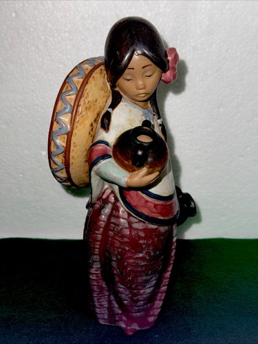 Statuina vintage porcellana